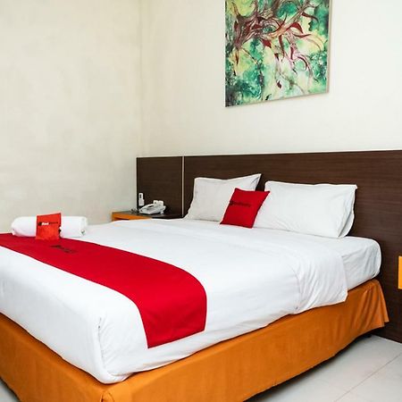 RedDoorz @ Pelita Raya Rappocini Hotel Makassar Bagian luar foto