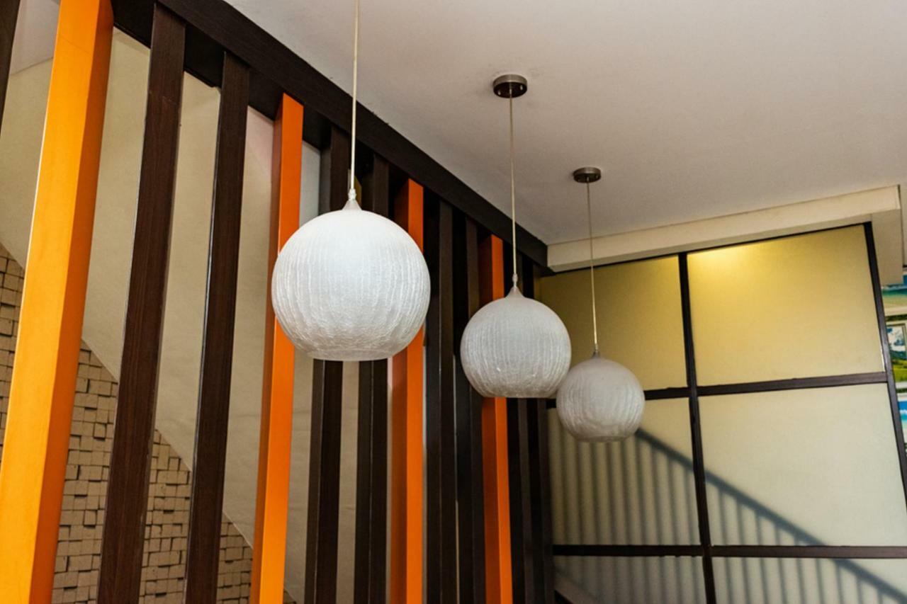 RedDoorz @ Pelita Raya Rappocini Hotel Makassar Bagian luar foto