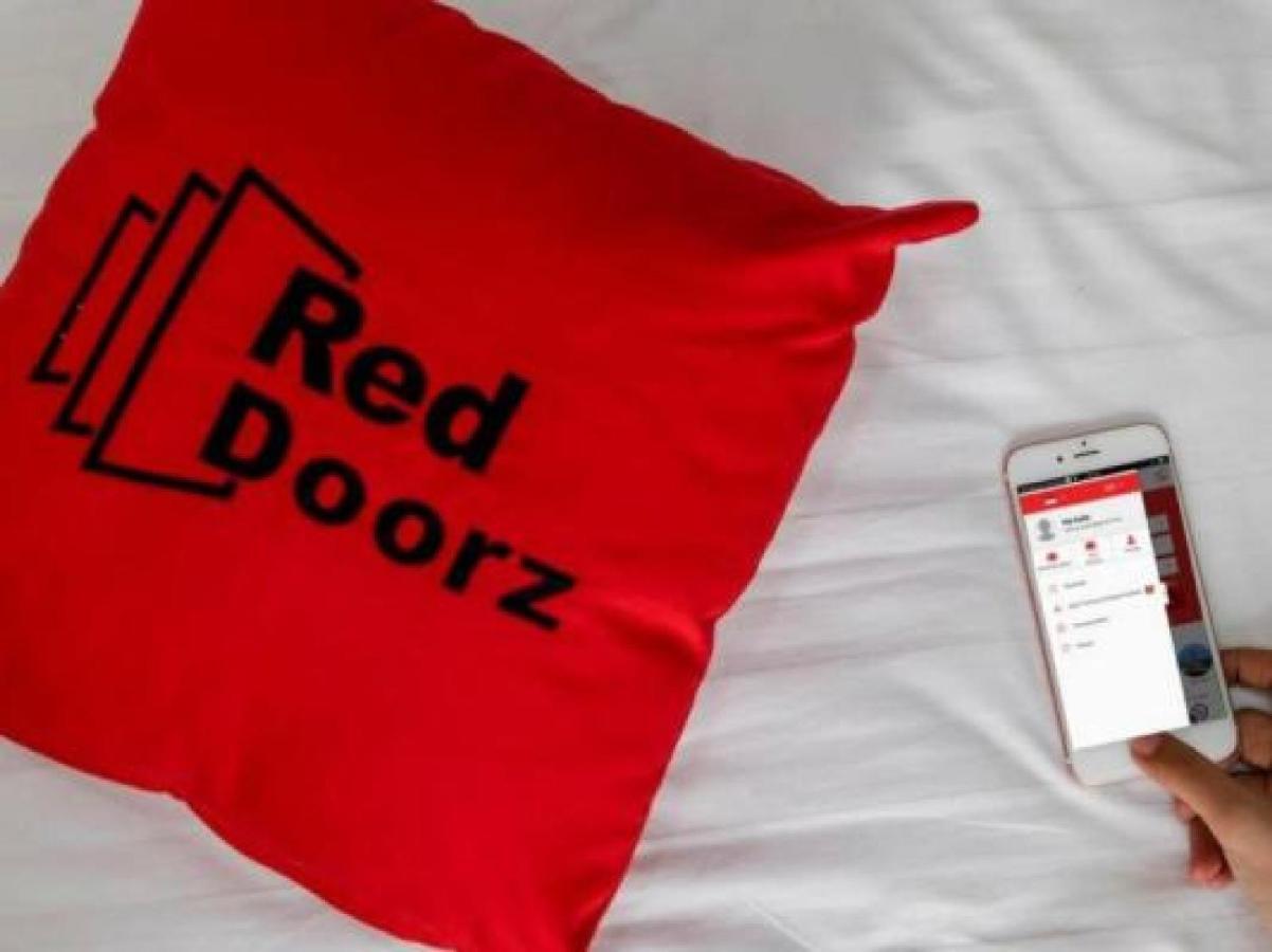 RedDoorz @ Pelita Raya Rappocini Hotel Makassar Bagian luar foto